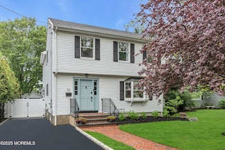 53 Allen St, Rumson, NJ 07760