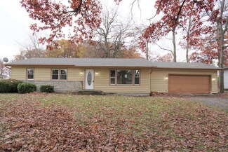 3020 Homedale Dr, Fort Wayne, IN 46816