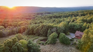 6486 Dugway Rd, Canandaigua, NY 14424