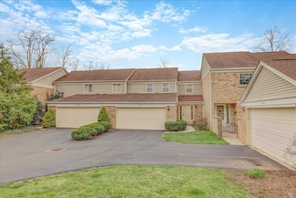 1605 Braintree Dr, Cincinnati, OH 45255