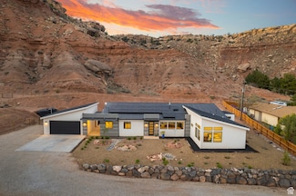160 W Pebble Ln S, Rockville, UT 84763