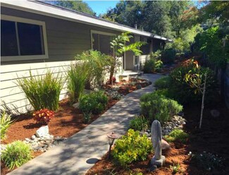 281 Gabarda Way, Portola Valley, CA 94028