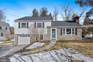 423 Old Lancaster Rd, Berwyn, PA 19312
