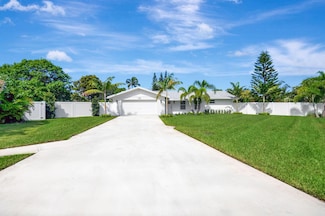135 SE 28th Ct, Boynton Beach, FL 33435