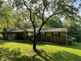 130 Nature Run, Laughlintown, PA 15655