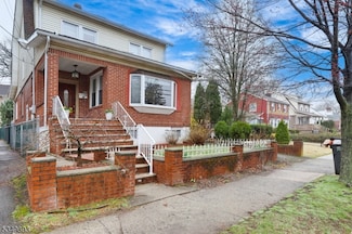 465 Brook Ave, Passaic, NJ 07055