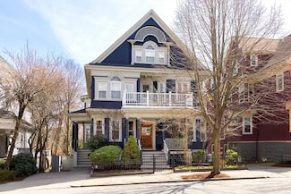 79 Saint Paul St Unit 79, Brookline, MA 02446