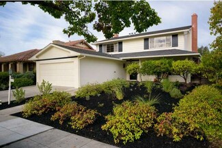 707 Christine Dr, Palo Alto, CA 94303