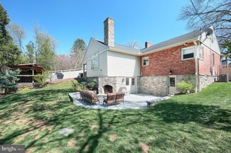 729 Grandview Rd, York, PA 17403