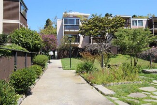 45 Western Shore Ln Unit 1, San Francisco, CA 94115