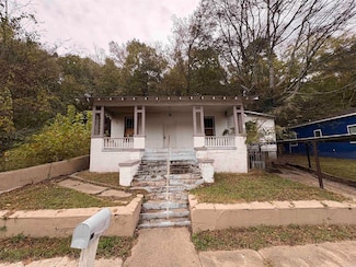 236 Walnut St, Hot Springs National Park, AR 71901