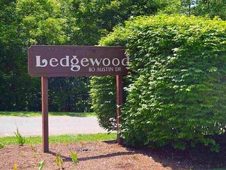 80 Austin Dr Unit 71, Burlington, VT 05401