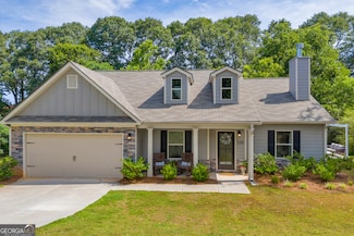 120 Peach Ln, Royston, GA 30662