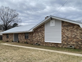 53 N Ridgeland Cir, Columbus, MS 39705