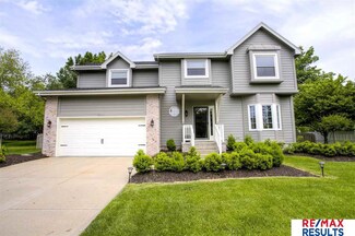14010 Taylor Cir, Omaha, NE 68164