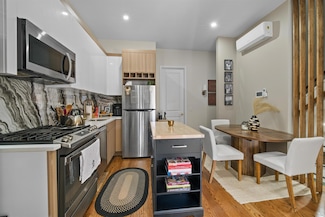 335 5th St, Jersey City, NJ 07302