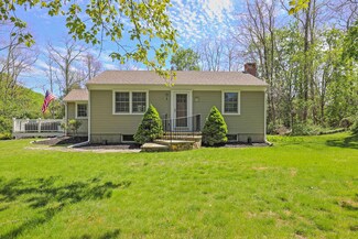33 Beach Rd, Orleans, MA 02653