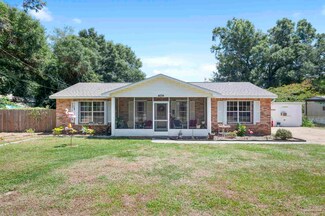 4274 Reinsma Rd, Milton, FL 32583