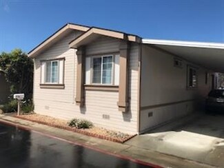 273 Blue Springs Ln, Oceanside, CA 92054