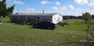 6859 SE 55th St, Trenton, FL 32693