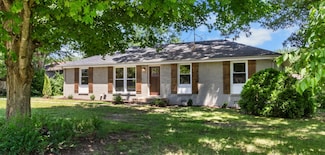 216 Ambrose Dr, Clarksville, TN 37042