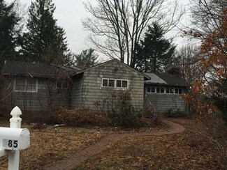 185 Elm St, Andover, MA 01810