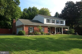1425 E Park Hills Ave, State College, PA 16803