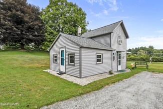 565 Meadow St, Lee, MA 01238