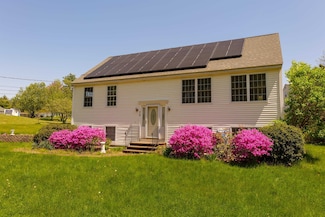 23 Cifre Ln, Plaistow, NH 03865