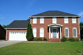 1244 Brandywine Ln SE, Decatur, AL 35601