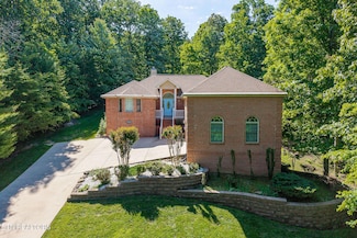 284 Forest Hill Dr, Crossville, TN 38558