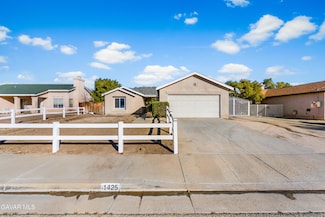 1425 Bradford Ave, Rosamond, CA 93560