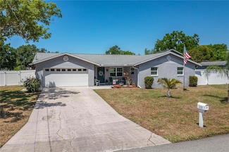 210 Citrus Dr, Winter Haven, FL 33884