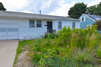 94 Plattsburg Ave, Burlington, VT 05408