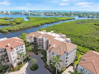 5430 Eagles Point Cir Unit 202, Sarasota, FL 34231