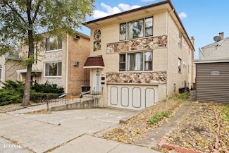 6519 W Forest Preserve Ave, Harwood Heights, IL 60706