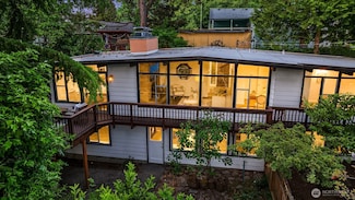 846 NE 104th St, Seattle, WA 98125