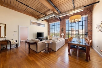491 Dutton St Unit 403, Lowell, MA 01854