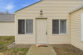 4485 Helen Dr, Columbus, OH 43232