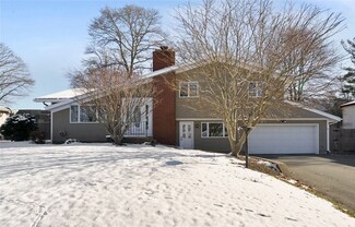 72 Shady Hill Dr, West Warwick, RI 02893