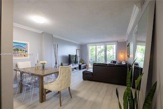 250 Jacaranda Dr Unit 506, Plantation, FL 33324