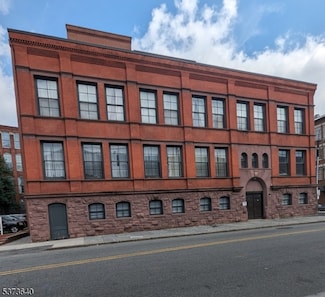 19 Market St Unit 405, Paterson, NJ 07501