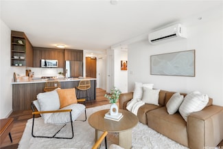 1515 Liona St Unit 1604, Honolulu, HI 96814