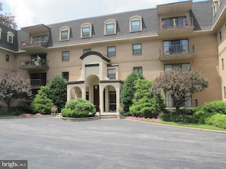 601 W Lancaster Ave Unit 1, Bryn Mawr, PA 19010