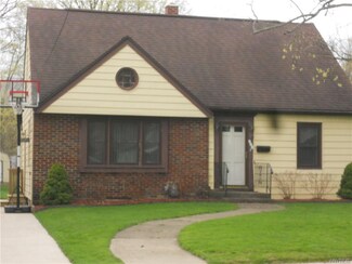 224 Jamestown St, Gowanda, NY 14070