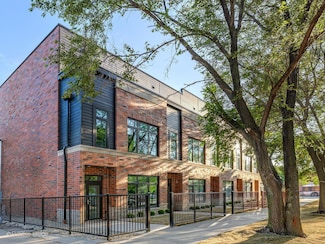 6915 N Western Ave Unit 5, Chicago, IL 60645
