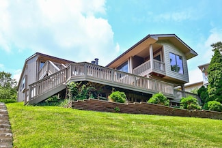 20502 Matterhorn Dr, Lawrenceburg, IN 47025