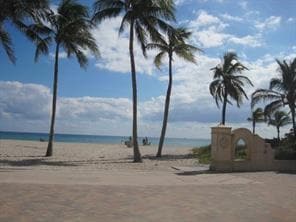 301 Van Buren St, Hollywood, FL 33019