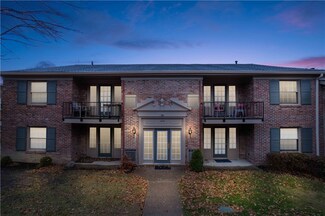 930 Margarite Dr Unit K, Pittsburgh, PA 15216