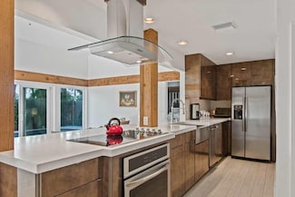 11792 Wimbledon Cir, Wellington, FL 33414